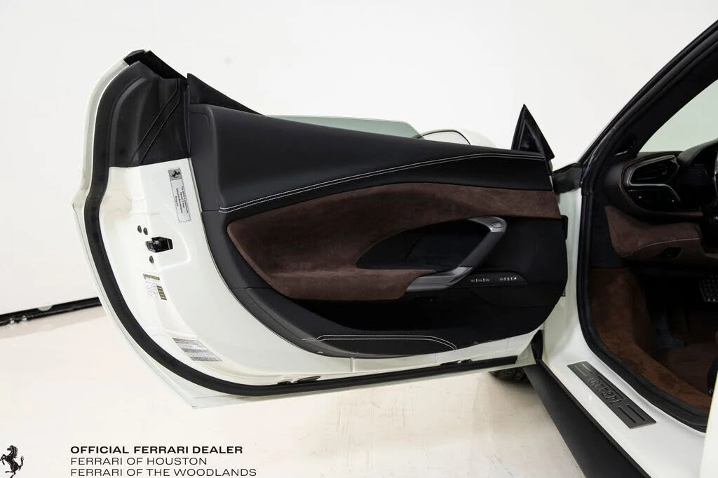 2025 Ferrari 296 GTB - Image 19 of 31