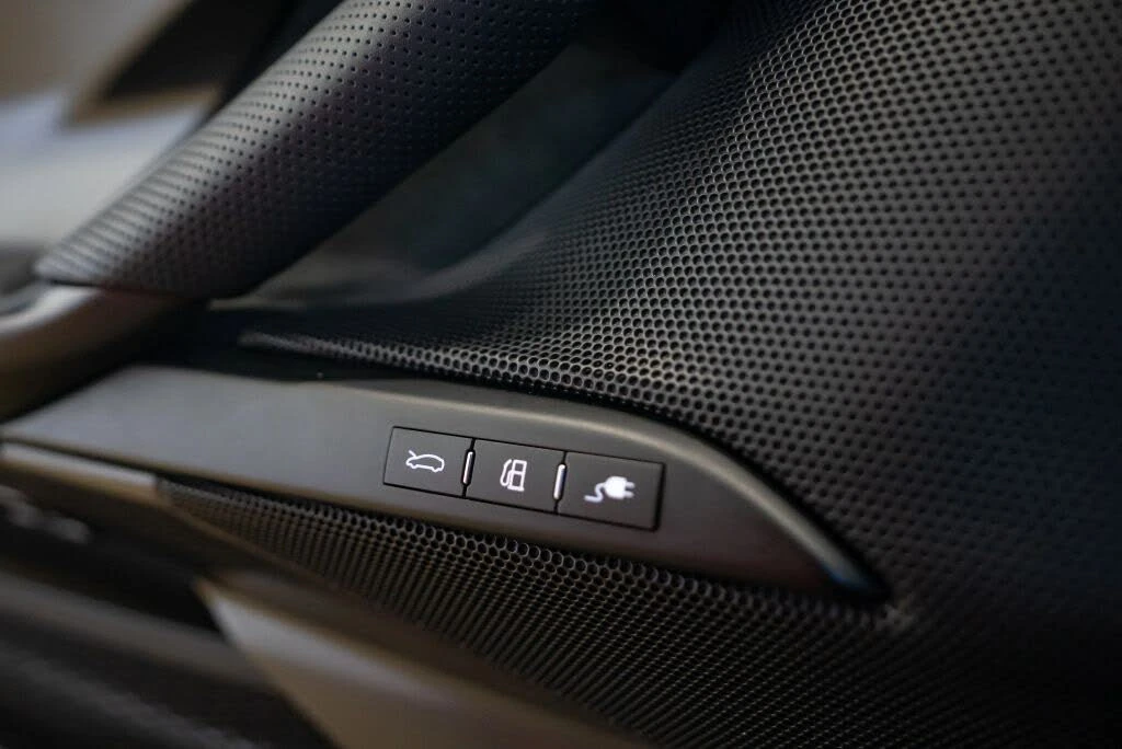 2025 Ferrari 296 GTB - Image 29 of 31