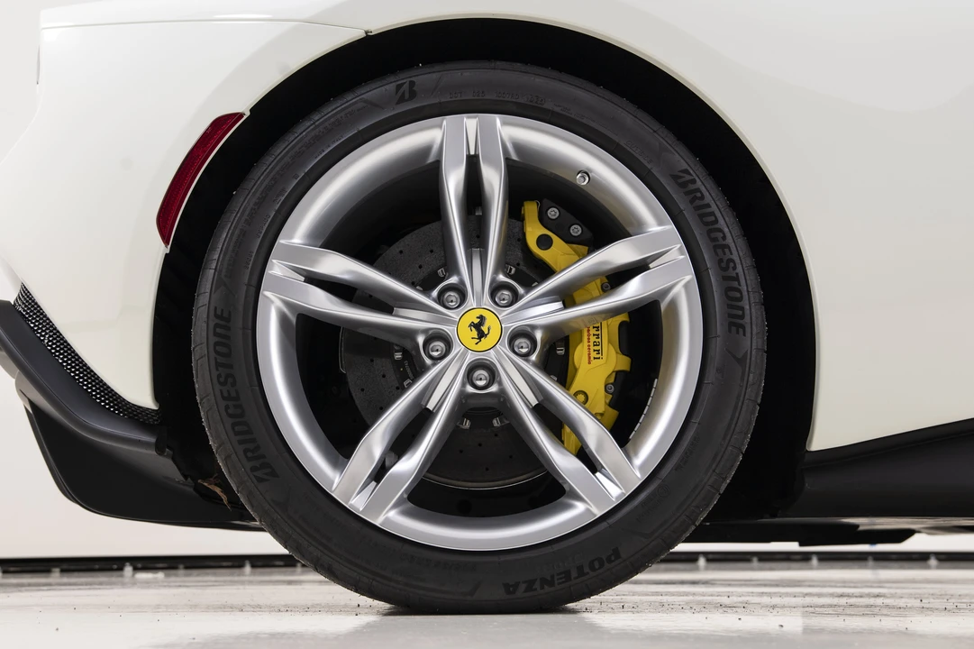 2025 Ferrari 296 GTB - Image 9 of 31
