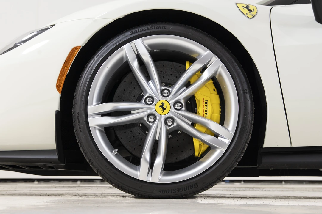 2025 Ferrari 296 GTB - Image 12 of 31