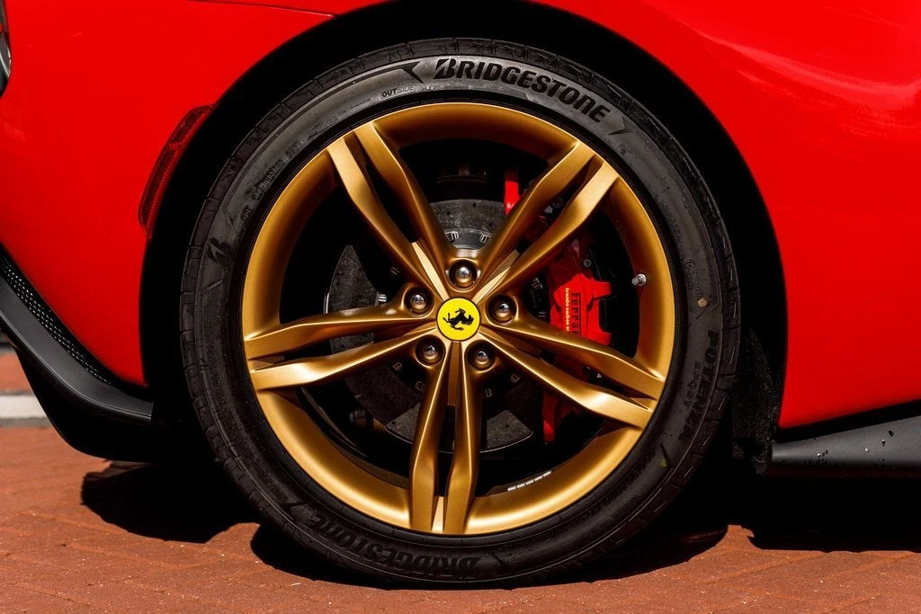 2025 Ferrari 296 GTB - Image 13 of 31