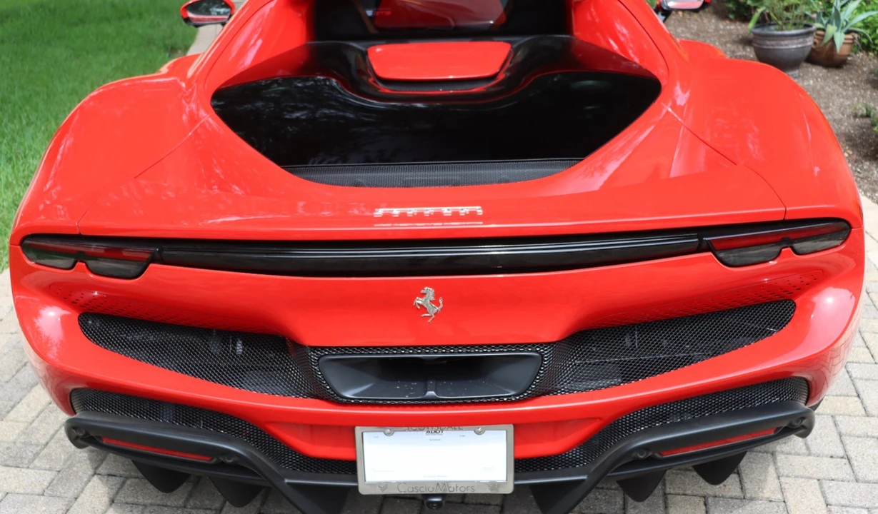 2025 Ferrari 296 GTB - Image 17 of 31