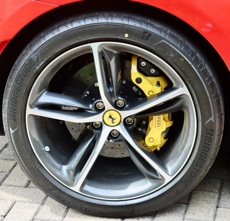 2025 Ferrari 296 GTB - Image 29 of 31