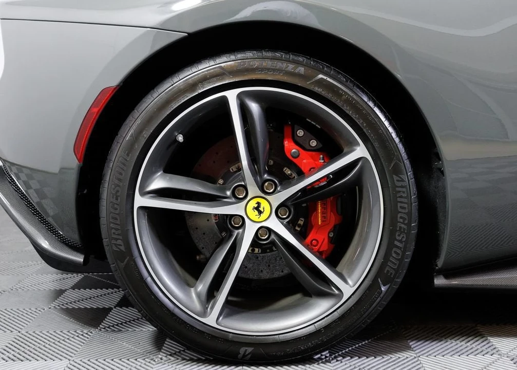 2025 Ferrari 296 GTB - Image 5 of 31