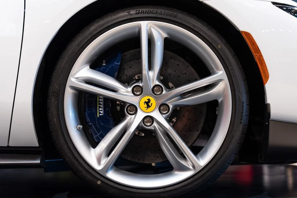 2025 Ferrari 296 GTB - Image 15 of 31