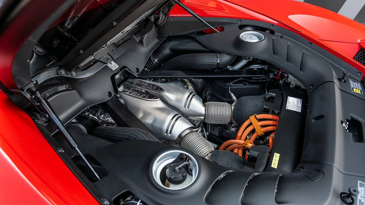 2025 Ferrari 296 GTB - Image 7 of 31