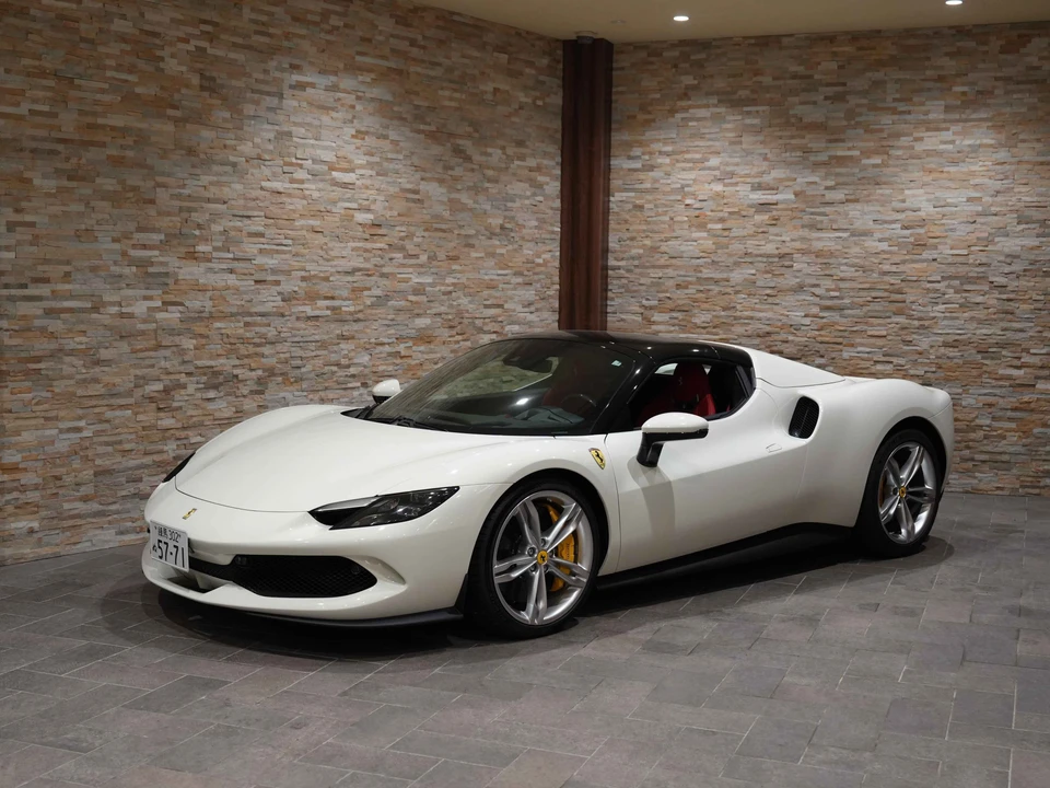 2025 Ferrari 296 GTS - Image 16 of 31