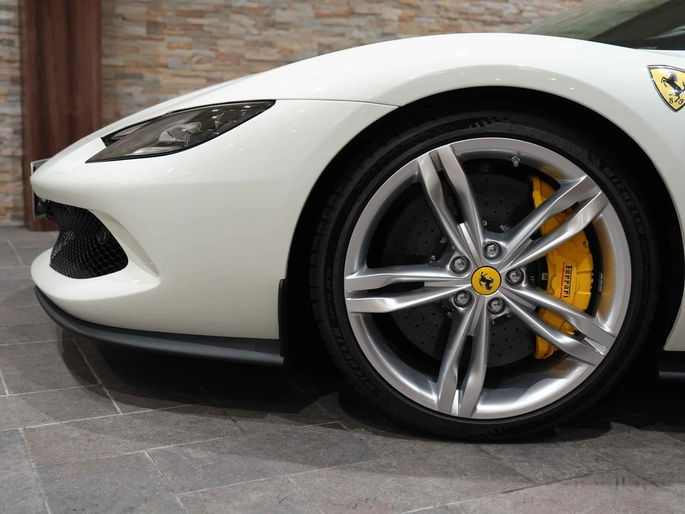 2025 Ferrari 296 GTS - Image 29 of 31