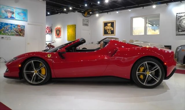 2025 Ferrari 296 GTS - Image 7 of 31