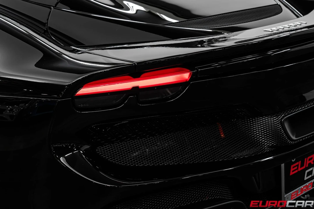2025 Ferrari 296 GTS - Image 22 of 31