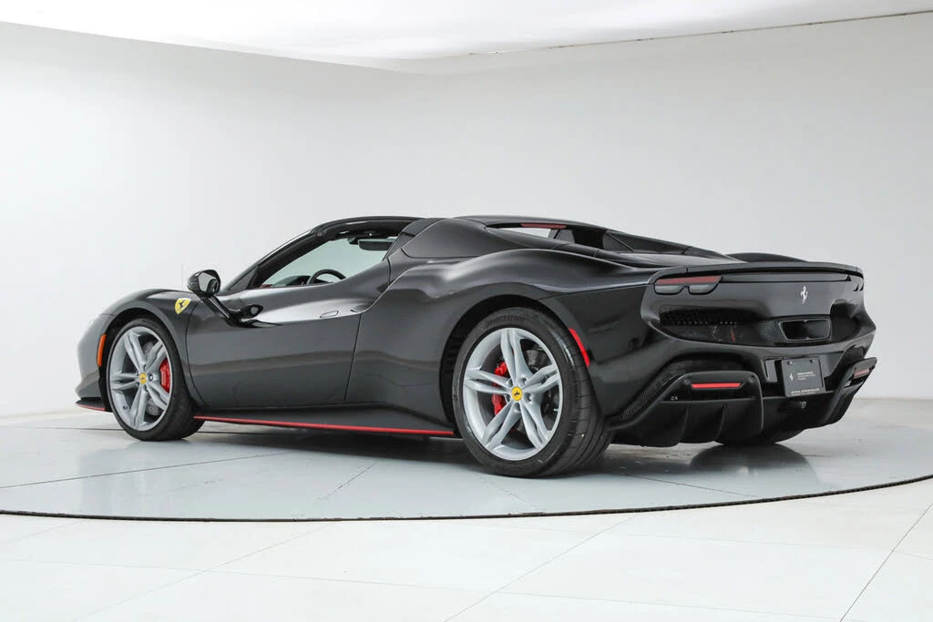 2025 Ferrari 296 GTS - Image 7 of 31