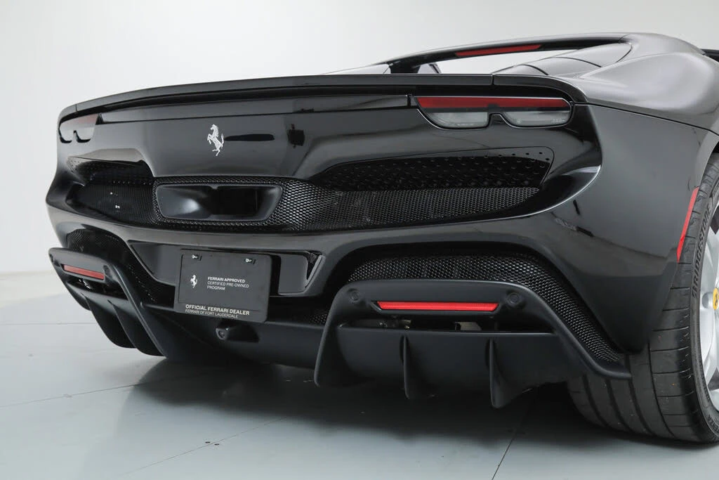 2025 Ferrari 296 GTS - Image 21 of 31