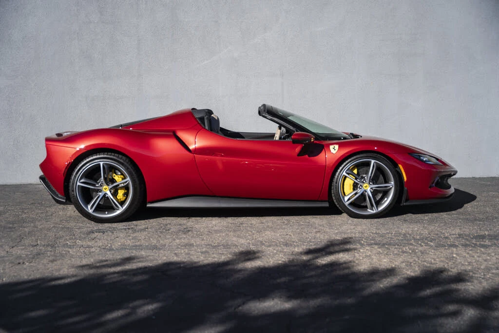 2025 Ferrari 296 GTS - Image 6 of 31