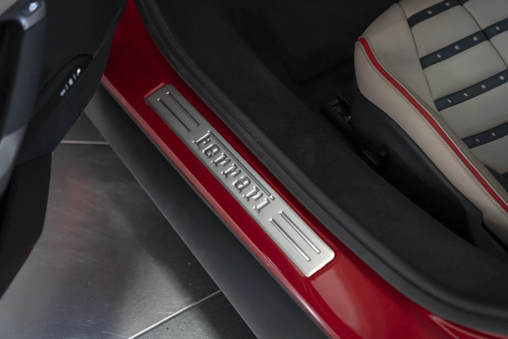 2025 Ferrari 296 GTS - Image 25 of 31