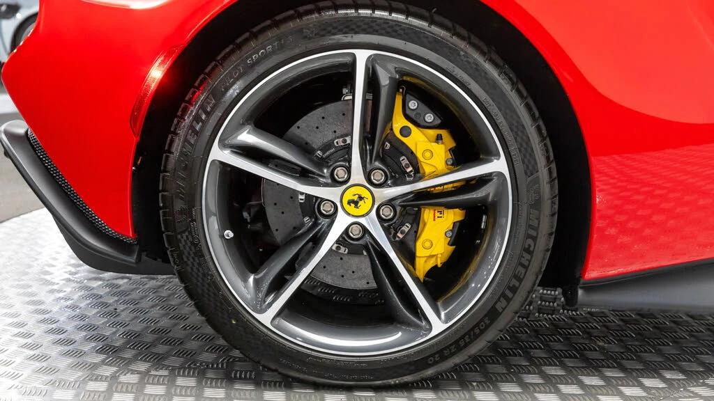 2025 Ferrari 296 GTS - Image 28 of 31