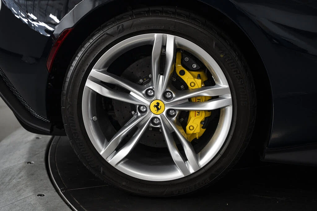 2025 Ferrari 296 GTS - Image 19 of 31