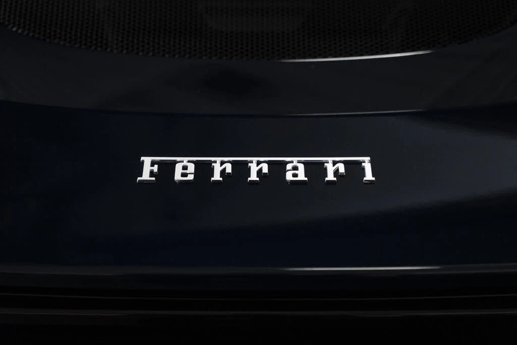 2025 Ferrari 296 GTS - Image 16 of 31