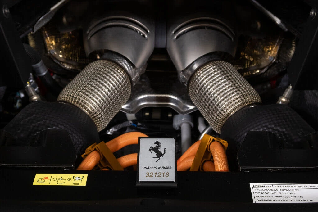 2025 Ferrari 296 GTS - Image 22 of 31