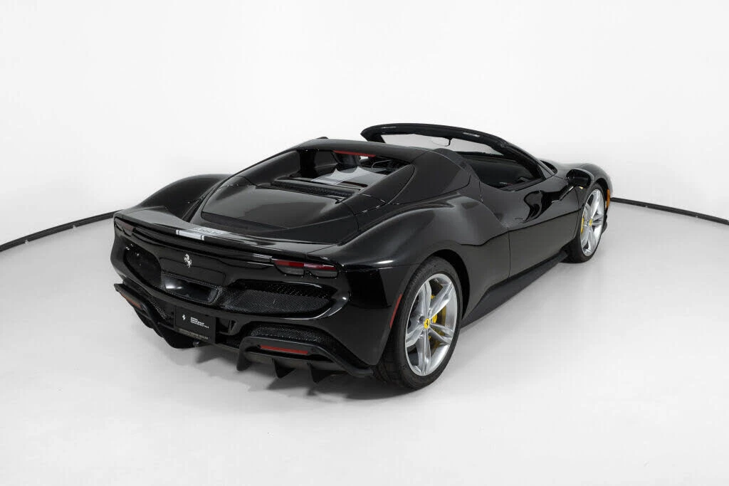 2025 Ferrari 296 GTS - Image 9 of 31