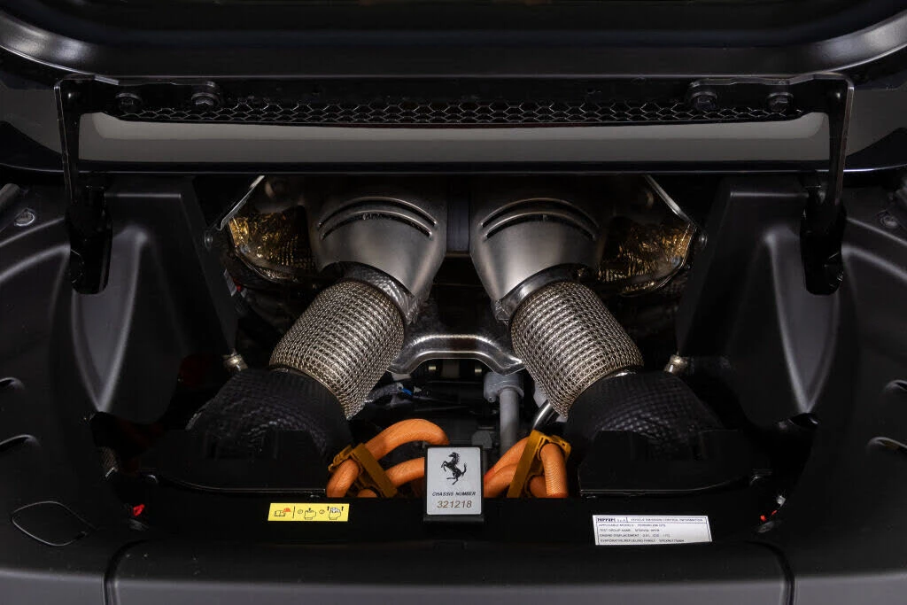 2025 Ferrari 296 GTS - Image 20 of 31