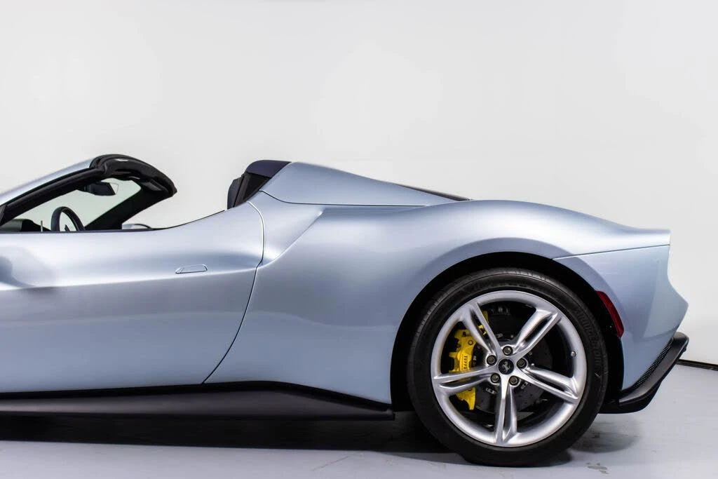 2025 Ferrari 296 GTS - Image 27 of 31