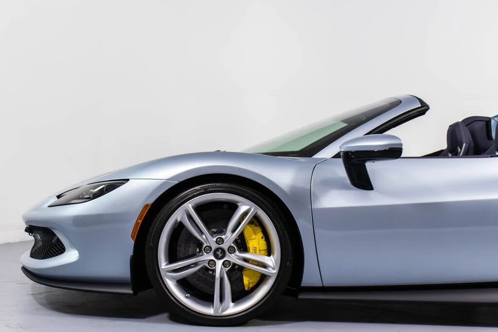 2025 Ferrari 296 GTS - Image 28 of 31