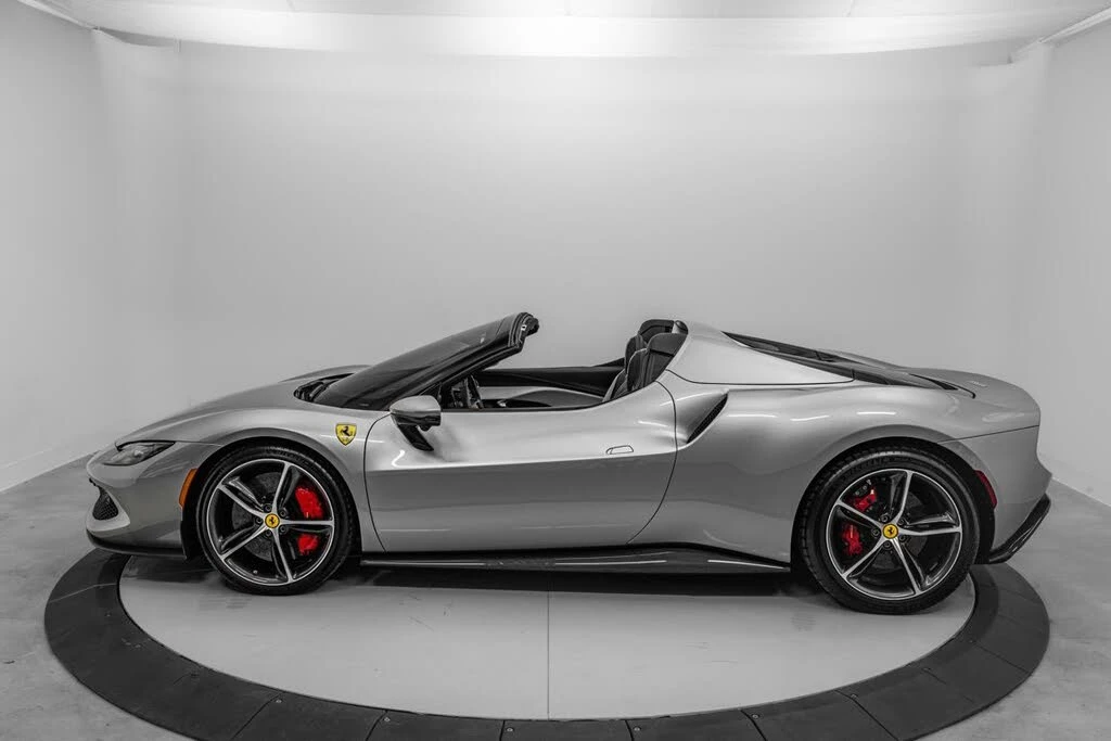 2025 Ferrari 296 GTS - Image 3 of 31