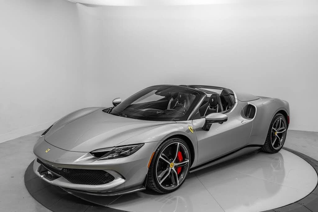 2025 Ferrari 296 GTS - Image 12 of 31