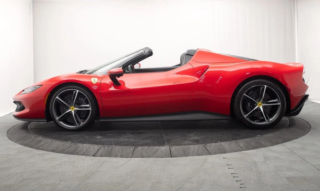 2025 Ferrari 296 GTS - Image 7 of 31
