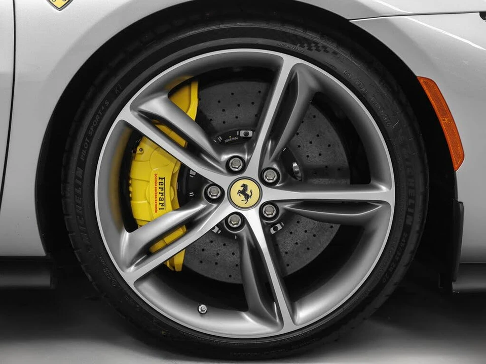 2025 Ferrari 296 GTS - Image 11 of 31