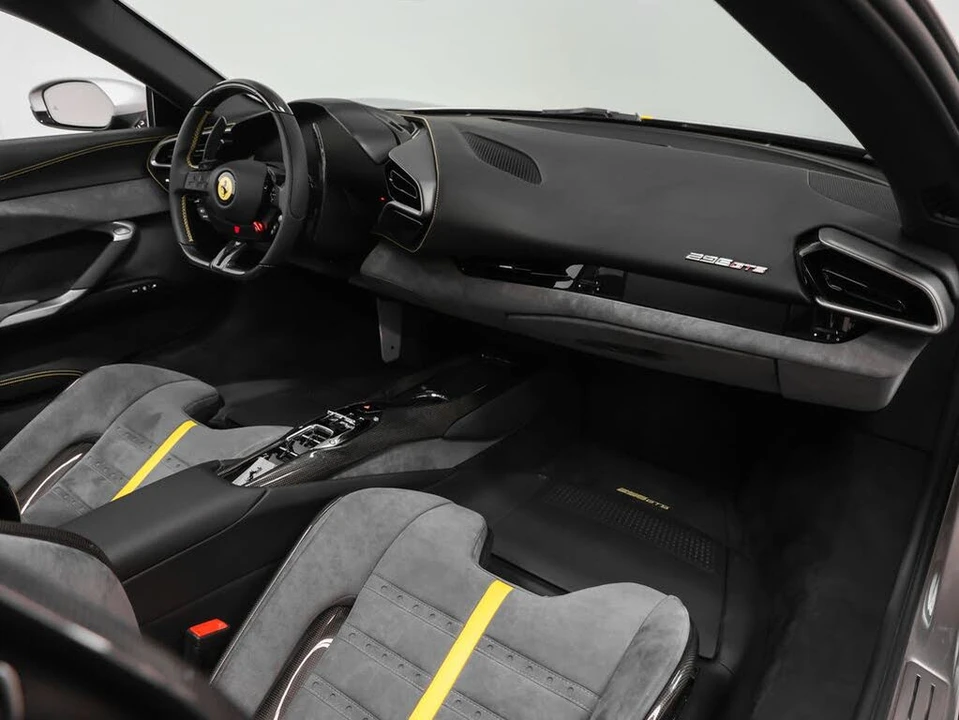 2025 Ferrari 296 GTS - Image 27 of 31