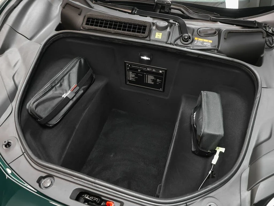 2025 Ferrari 296 GTS - Image 15 of 31