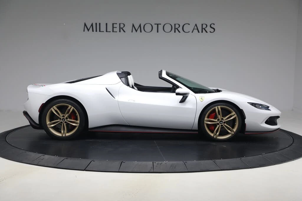 2025 Ferrari 296 GTS - Image 10 of 31