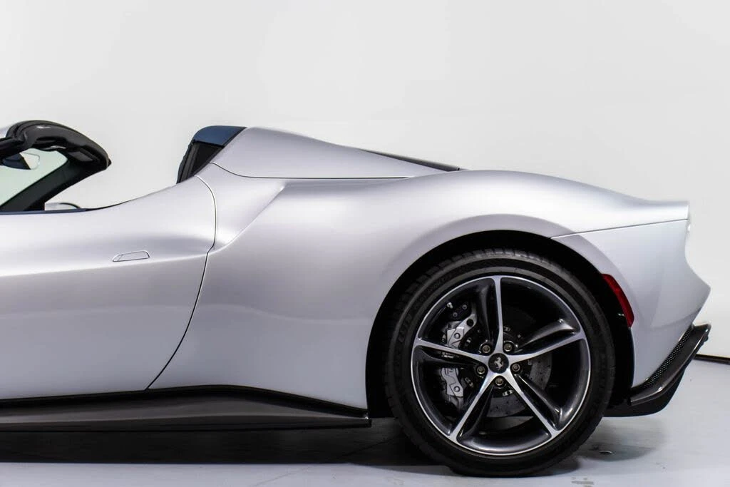 2025 Ferrari 296 GTS - Image 27 of 31