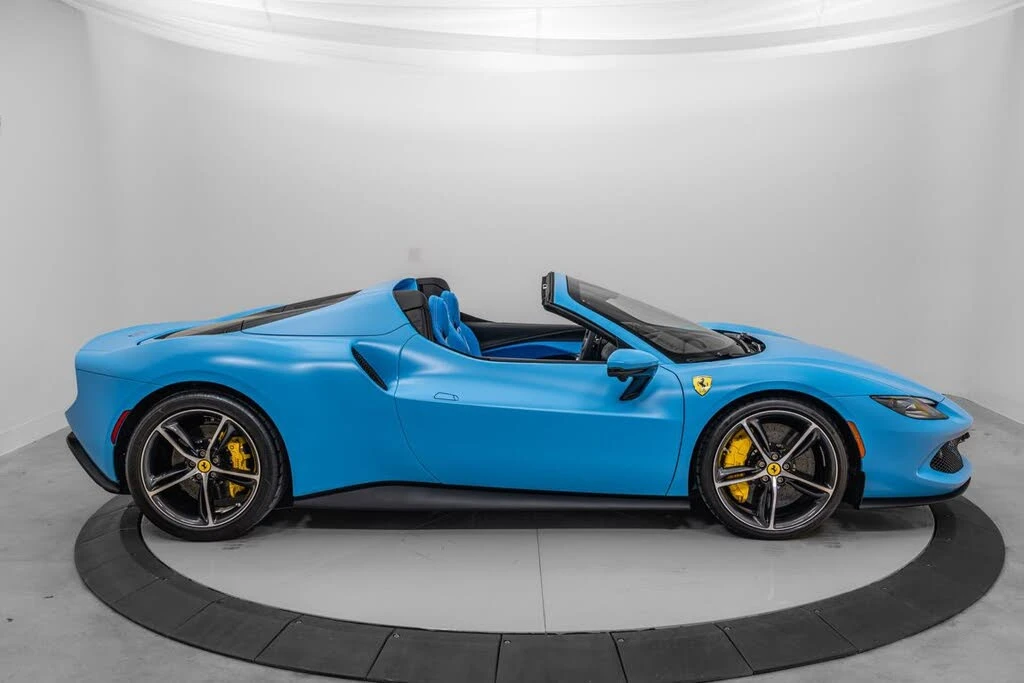 2025 Ferrari 296 GTS - Image 9 of 31