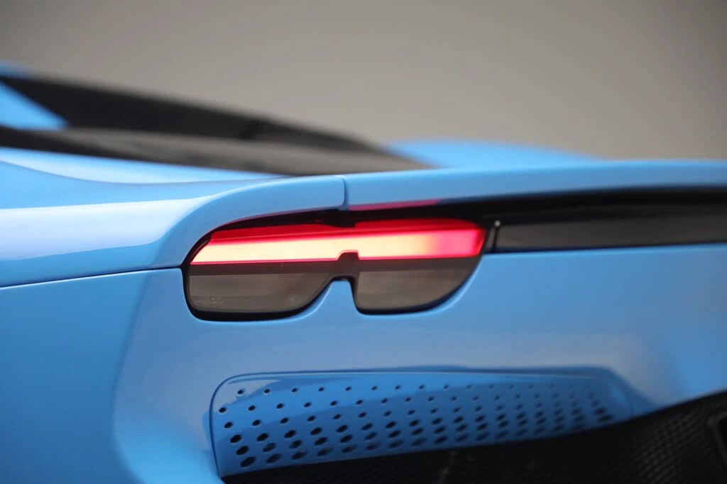 2025 Ferrari 296 GTS - Image 29 of 31