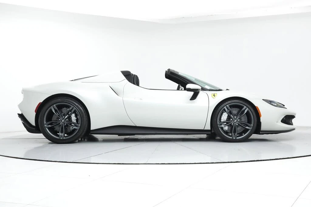 2025 Ferrari 296 GTS - Image 29 of 31