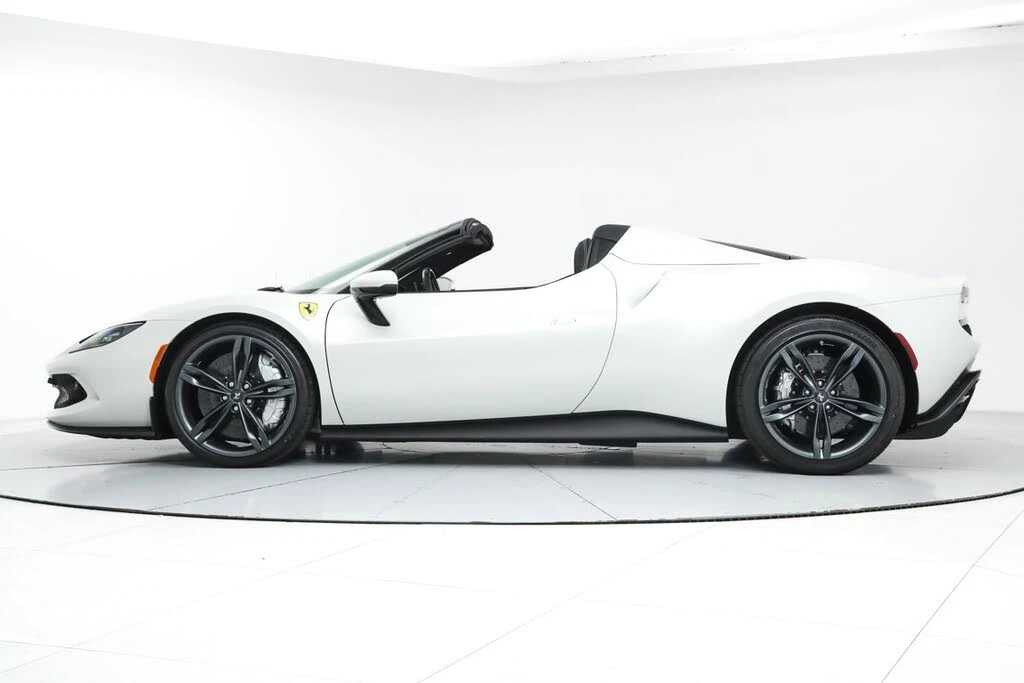 2025 Ferrari 296 GTS - Image 4 of 31