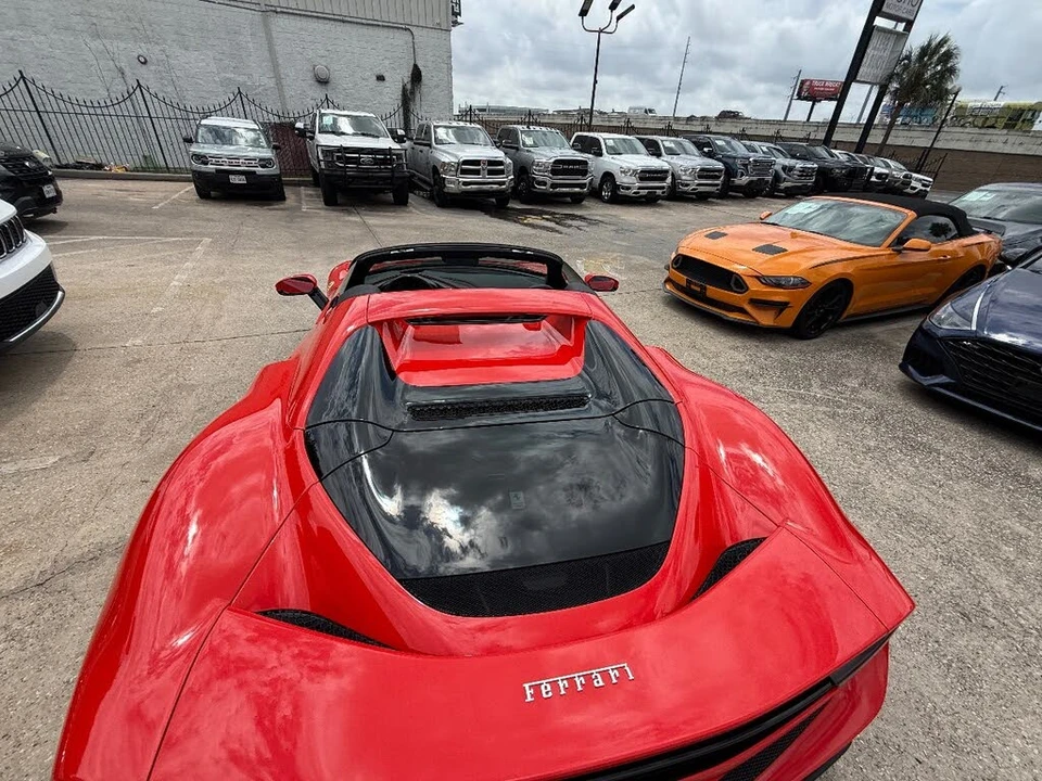 2025 Ferrari 296 GTS - Image 28 of 31