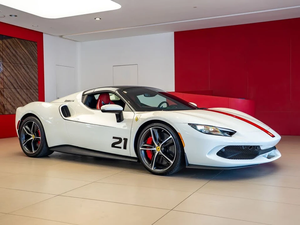 2025 Ferrari 296 GTS - Image 27 of 31