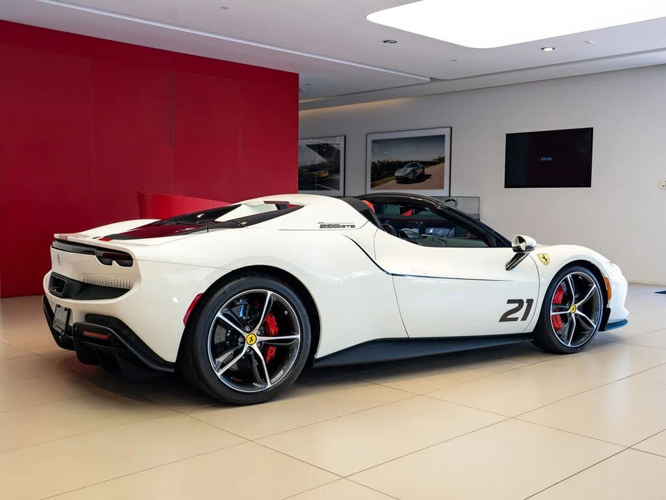2025 Ferrari 296 GTS - Image 6 of 31
