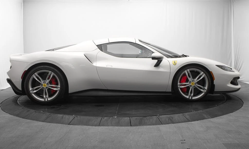 2025 Ferrari 296 GTS - Image 10 of 31