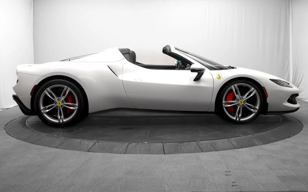 2025 Ferrari 296 GTS - Image 2 of 31