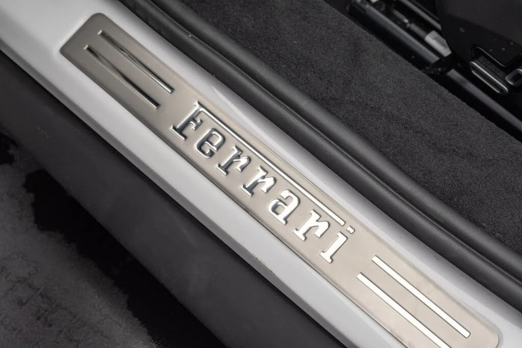 2025 Ferrari 296 GTS - Image 23 of 31