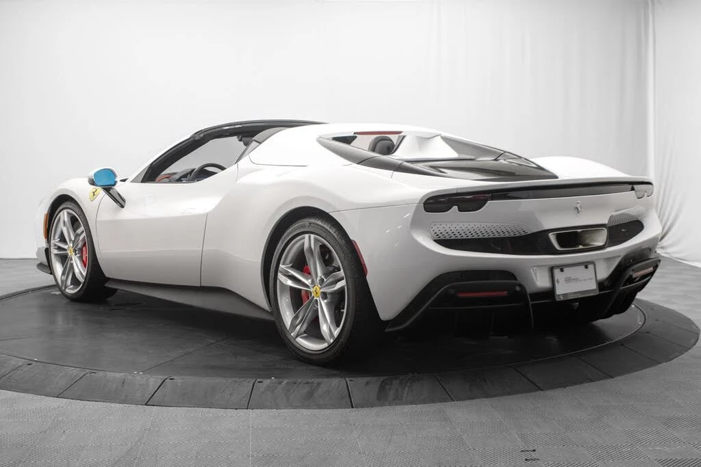 2025 Ferrari 296 GTS - Image 5 of 31