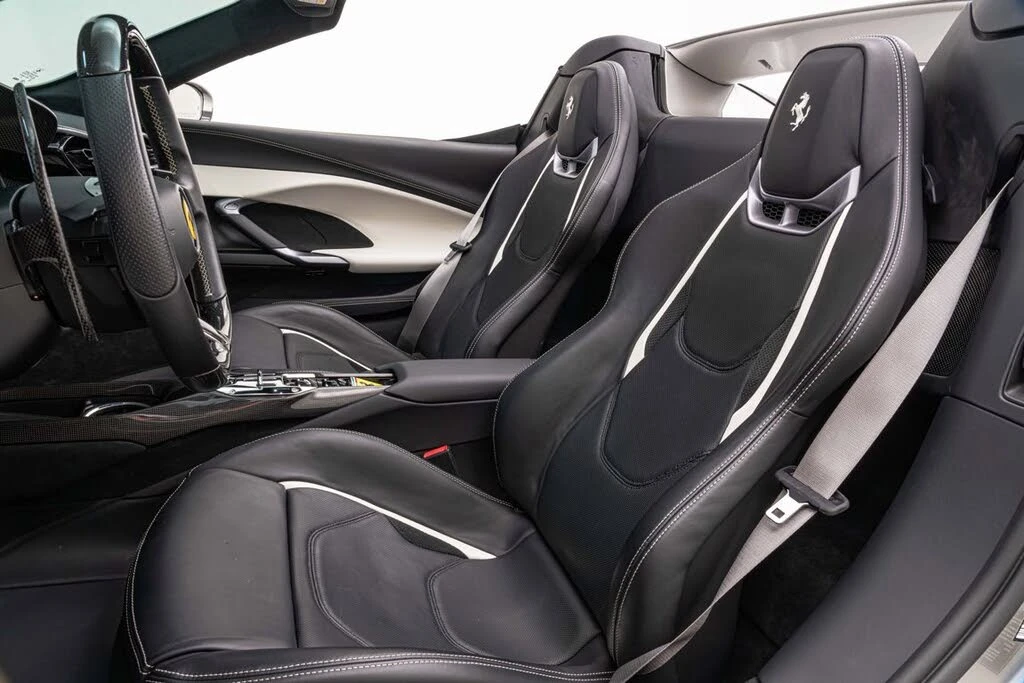 2025 Ferrari 296 GTS - Image 5 of 31