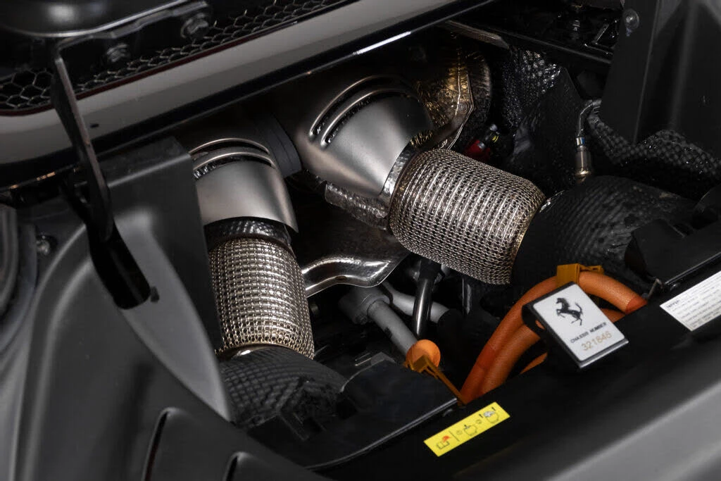 2025 Ferrari 296 GTS - Image 20 of 31