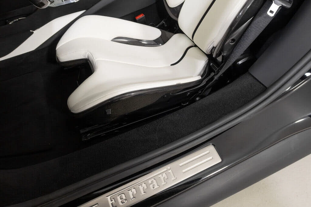 2025 Ferrari 296 GTS - Image 28 of 31