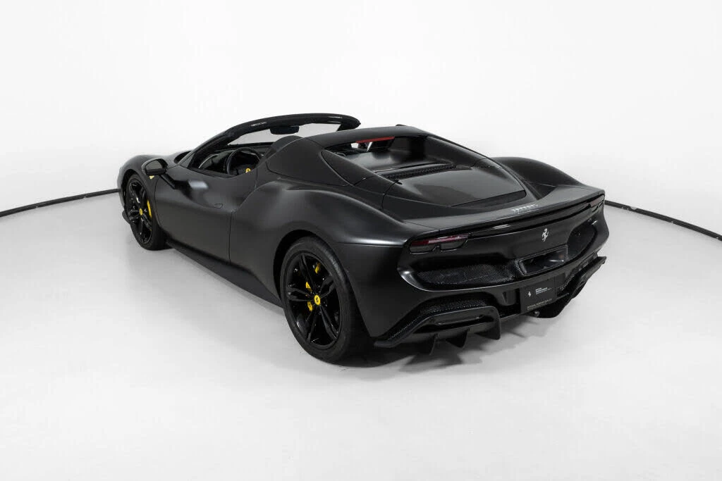 2025 Ferrari 296 GTS - Image 5 of 31