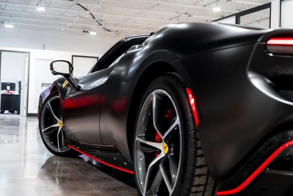 2025 Ferrari 296 GTS - Image 28 of 31